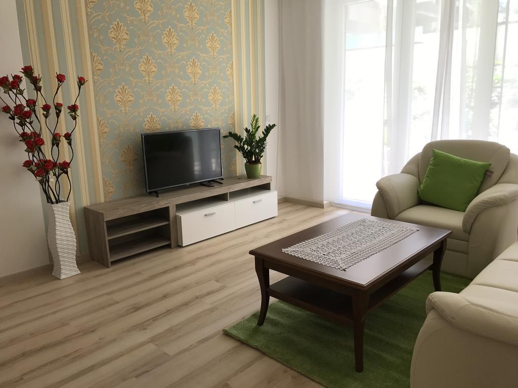 Corvin Rose Apartment Hotel Budapest Exterior foto