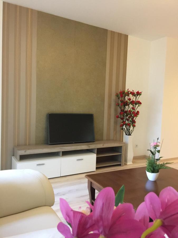 Corvin Rose Apartment Hotel Budapest Exterior foto
